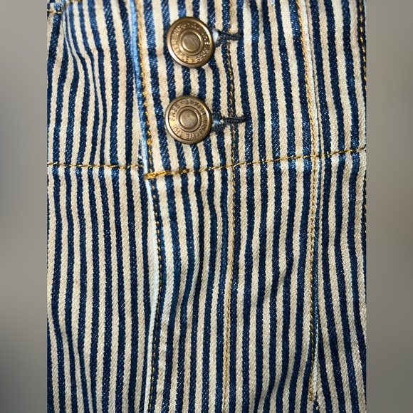 We The Free Jayde Railroad Flare Jeans - Picture 6 of 8